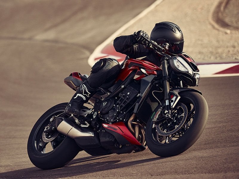 TRIUMPH STREET TRIPLE RS 765 Fren Balatası ve Fren Diski Seçimi