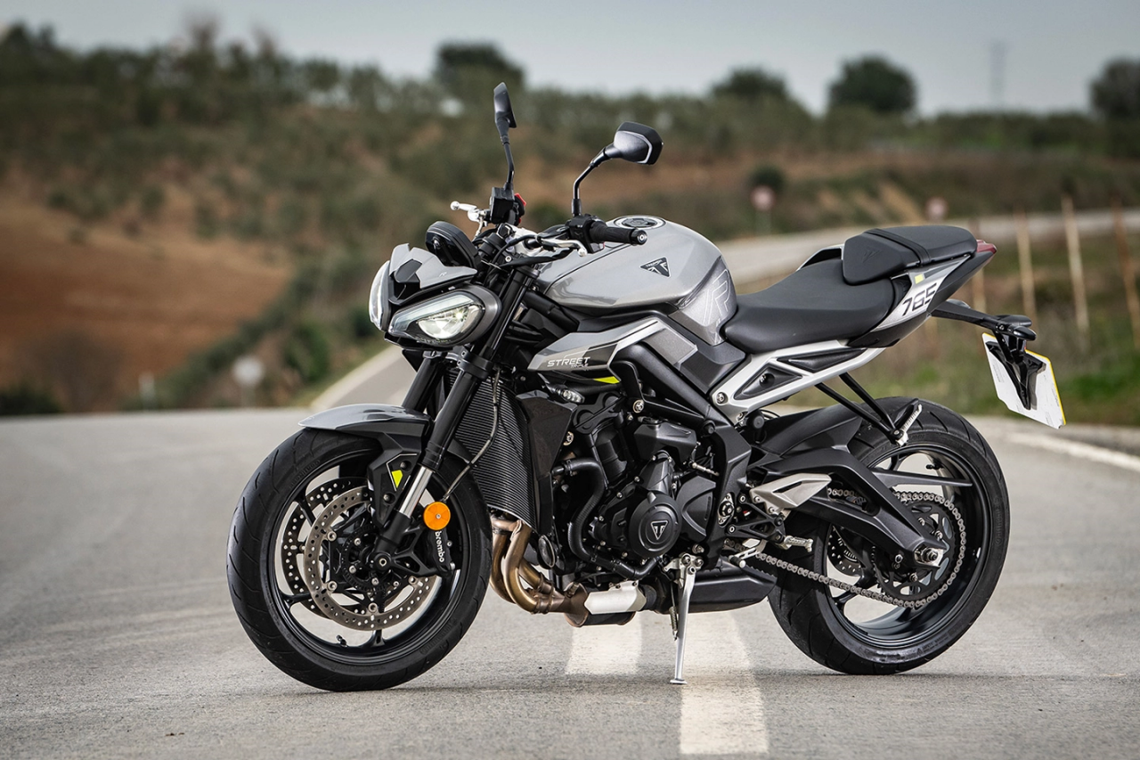 Street Triple R 765 (2017 ve Sonrası) Fren Balatası ve Fren Diski Seçimi