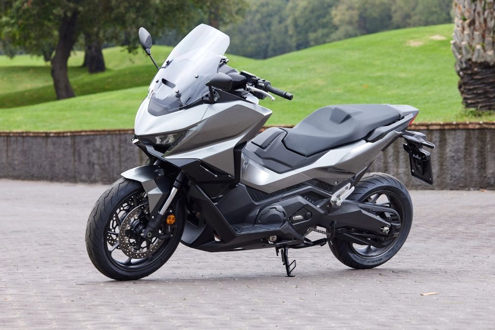 HONDA FORZA 750 (2025 - ) Yedek Parça Rehberi – En İyi Fren Balatası ve Fren Diski Seçenekleri