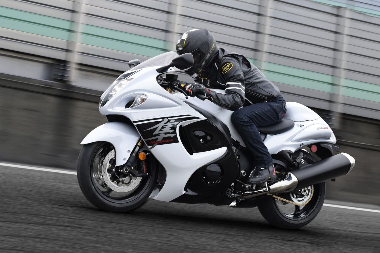 Hayabusa GEN2 (2008–2013) | Yenilenen Motor ve Şasiye Uygun Fren Sistemleri