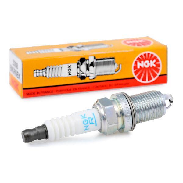 BMW 5 Serisi E39 520i Buji Takımı Çift Tırnak 6 Adet 150 Beygir M52 Motor BKR6EK 1996-2003 NGK