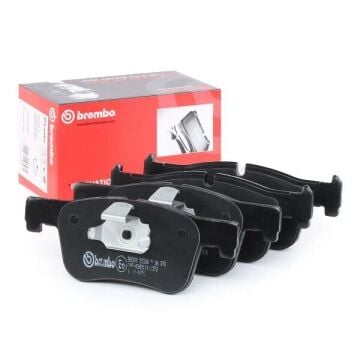 BMW 3 Serisi F30 320i ed Ön Fren Balatası 1.6 Turbo 170 Beygir 2012-2019 BREMBO