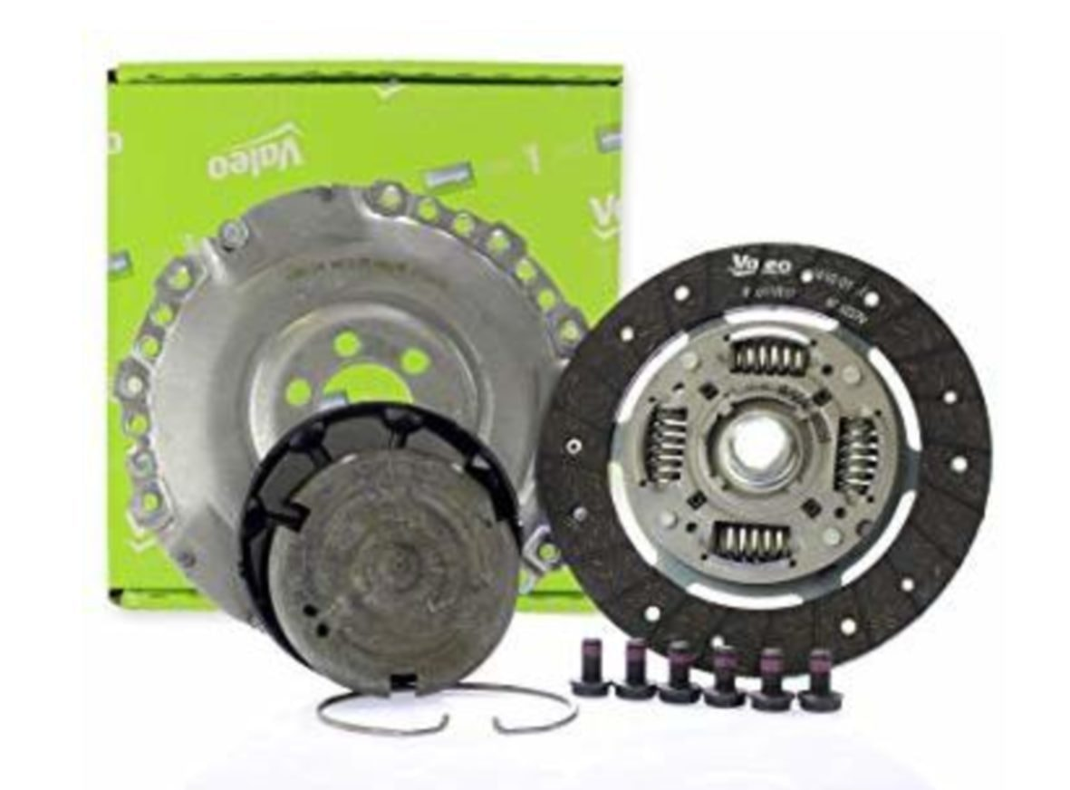 Volkswagen Bora Debriyaj Seti 1.6 102 Beygir AKL Motor Rulmansız 1999-2006 VALEO