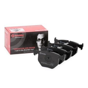 BMW X3 Serisi E83 Kasa Arka Fren Balatası 2004-2010 BREMBO