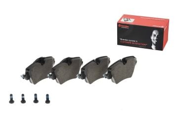 BMW 1 Serisi F40 116d Ön Fren Balatası 1.5 Dizel 116 Beygir 2019 Sonrası BREMBO