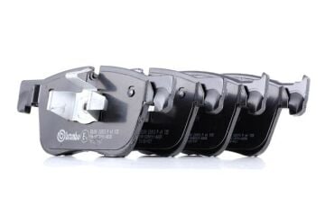 Opel Grandland X Ön Fren Balatası 1.5 Dizel 130 Beygir 304 mm Disk İçin 2017-2021 BREMBO