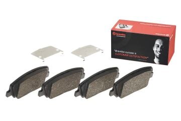 Hyundai i30 Ön Fren Balatası 1.4 Benzinli 100 Beygir 300 mm Disk İçin 2012-2016 BREMBO