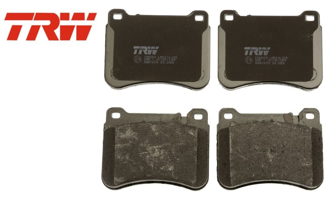 Mercedes C Serisi W203 Kasa C180 Ön Fren Balatası AMG Spor Paket İçin 2004-2006 TRW